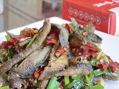 -湘味·鱼头王(上夼美食街店)