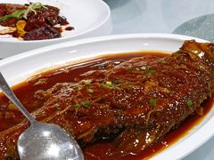 农家烧千岛湖鳊鱼-兴兴·海派本帮菜
