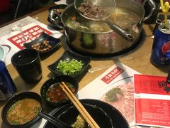 -左庭右院鲜牛肉火锅(金山万达店)