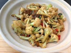 -鸽子侯·家宴·平价海鲜(市图书馆店)