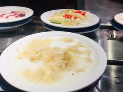 -钱小主·自助回旋烤肉火锅餐厅(东方新天地店)
