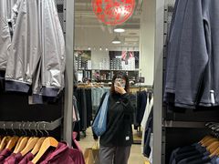 -观澜湖新城运动奥莱区