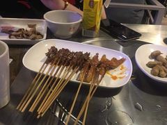 -龙巢盱眙龙虾·牛蛙·烧烤宵夜(八卦岭店)