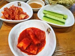 -喇喇排骨火锅·传统韩式脊骨汤(望京西园总店)