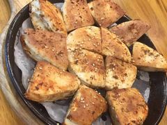 -老东镇啤酒屋海鲜加工·蒸汽海鲜·海鲜烧烤(台东店)