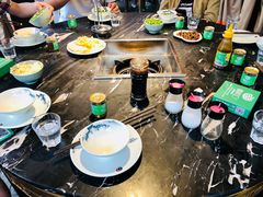 -二荆条·蜀鲜汇城市森林火锅
