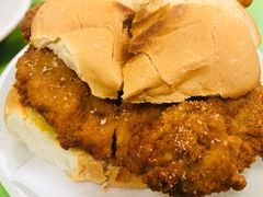 猪扒包-胜利茶餐室