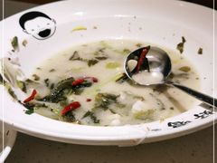 -江渔儿酸菜鱼·拔草餐厅(虎门君乐汇店)