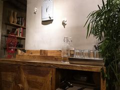 大堂-HIGH FIVE哈福手工汉堡(桂林路店)