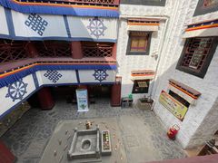 -八廓街-根敦群培纪念馆