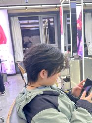 -藤野造型烫发染发