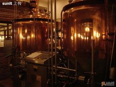巨大酿酒器-宝莱纳啤酒花园餐厅PAULANER BRAUHAUS Nanjing(广州路店)