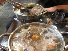 菌汤小火锅-丽江庭院之爱在路上(西单店)