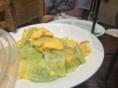 -唐山宴百姓府邸院落中餐