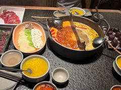 -三出山火锅(南京万象天地店)