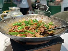 -费大厨辣椒炒肉(黄兴中心广场店)