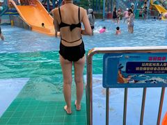 -欢乐水魔方水世界