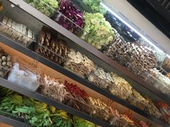 -万记麻辣烫国展总店