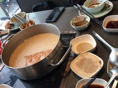 -捞王锅物料理(上海世茂广场店)