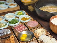 -银米·云南传统过桥米线(双廊黑金冠店)