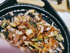 葱爆羊肉-旺顺阁鱼头泡饼(小红门店)