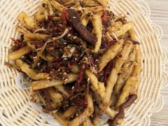 -江城燕子大排档(江汉路步行街店)