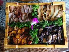-慢丽江·云南野生菌土鸡锅(西山店)