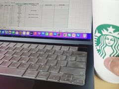 -星巴克(杭州湖滨银泰E区店)