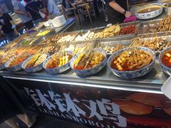 自助取餐区-八一路好吃街(雨田商务大厦店)