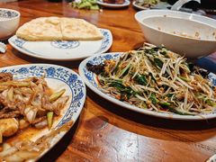 -老天桥酱肉烧饼夹肘子(天桥店)