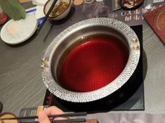 -牛YO寿喜烧·铁板烧和牛火锅自助(市府恒隆店)