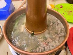 -洞庭洲·防空洞火锅·烧烤·铜锅涮肉(新百广场店)