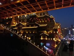 -小天鹅火锅·一线江景洪鼎旗舰店(洪崖洞店)