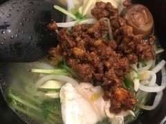 -丽虹云南过桥米线(兴工街店)