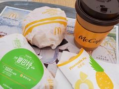 -麦当劳(徐汇漕溪北路百脑汇店)