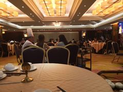 -茂名熹龙国际大酒店(人民广场高铁站店)