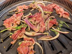 -明洞阿姨·韩式酱蟹烤肉·创意料理(三元桥店)