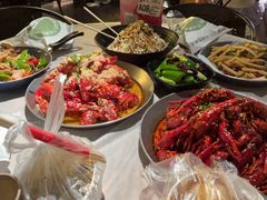 -巴厘龙虾·榜首油焖大虾(音乐学院·沿江酒馆店)