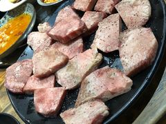 -萌牛肠烧烤店(虹梅路店)