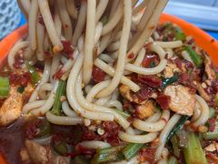 -玲玲米粉·新疆现炒米粉(大十字总店)