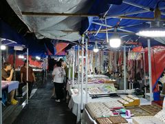 -吴山路夜市