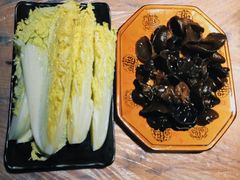 -冰冰龙虾·江湖菜·花园江景餐厅