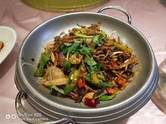 -燕坤食府