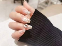 -刘娟美甲沙龙