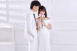 -金夫人婚纱摄影
