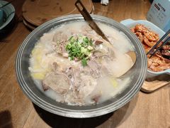 -蜜桃餐厅·伴山(湖滨商业街店)