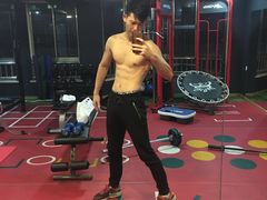 -GYMPLUS私教健身会馆(大悦城店)