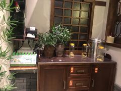 大堂-川流不息·地道川菜·小龙虾(新松江路店)
