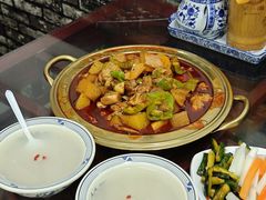 -牛一嘴·兰州牛肉面·大盘鸡(财富中心店)