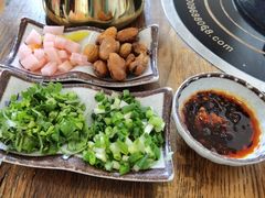 -毛辣果·贵州红酸汤牛肉火锅(西单店)